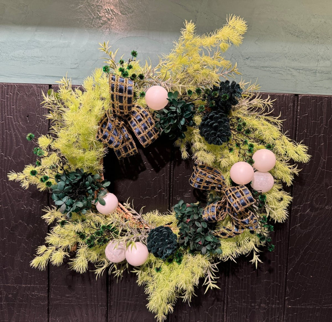 Xmas Wreath 1 - ROSE &amp; CO